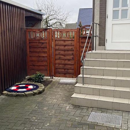 Ferienwohnung Mit Warnowblick Росток Экстерьер фото