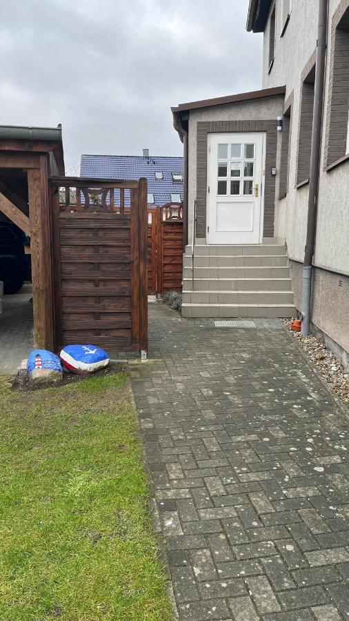 Ferienwohnung Mit Warnowblick Росток Экстерьер фото