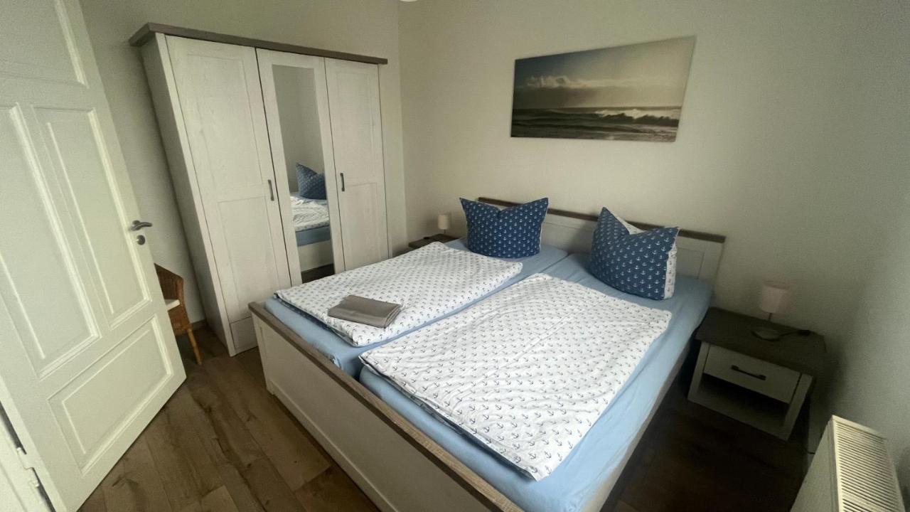 Ferienwohnung Mit Warnowblick Росток Экстерьер фото